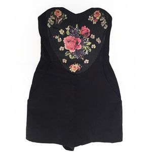 Urban Outfitters Romper Size XS